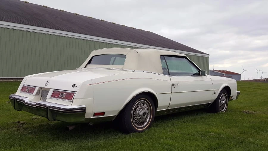 1982 Buick Riviera 4th-7th Gen - Image 3 of 6