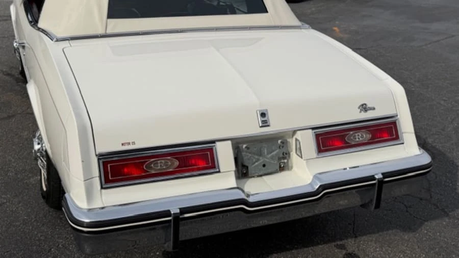 1982 Buick Riviera 4th-7th Gen - Image 6 of 26