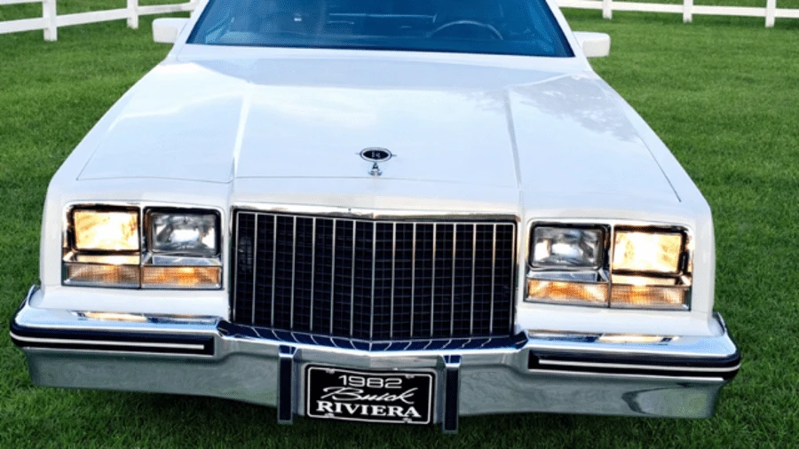 1982 Buick Riviera 4th-7th Gen - Image 16 of 26