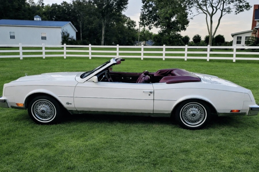 1982 Buick Riviera 4th-7th Gen - Image 5 of 26