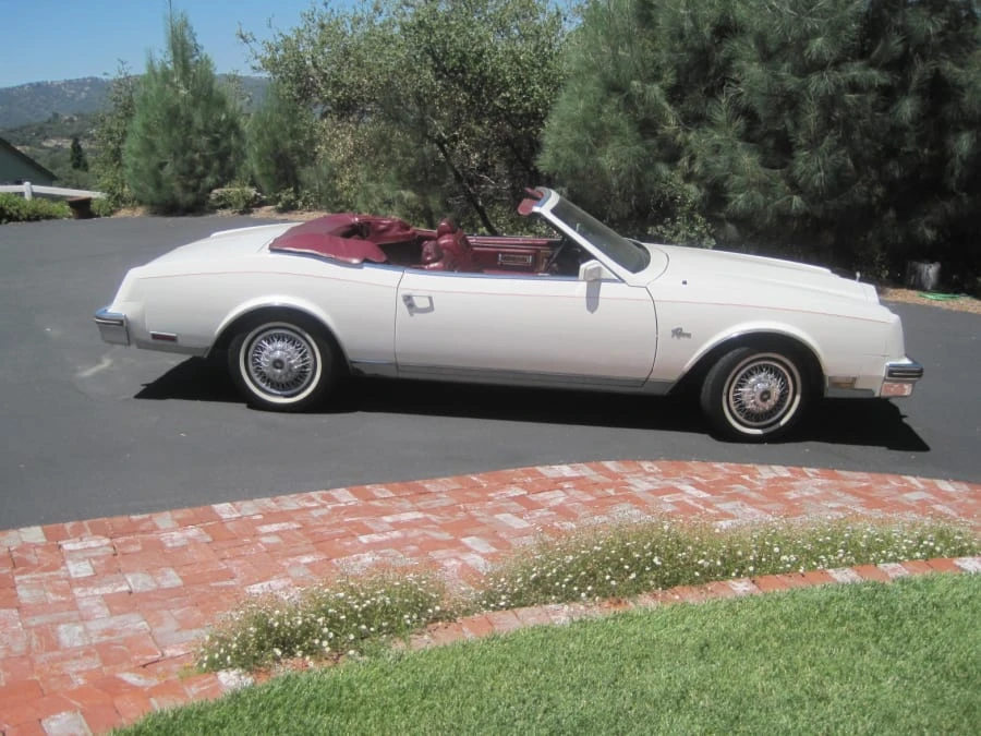 1982 Buick Riviera 4th-7th Gen - Image 6 of 6