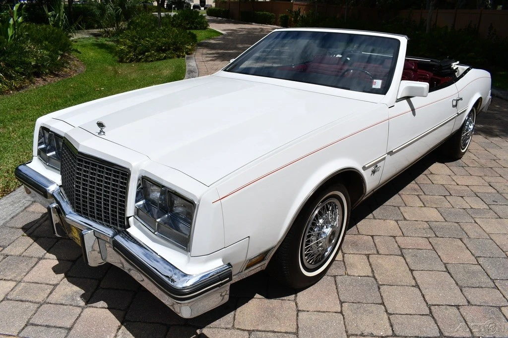 1982 Buick Riviera 4th-7th Gen - Image 17 of 24