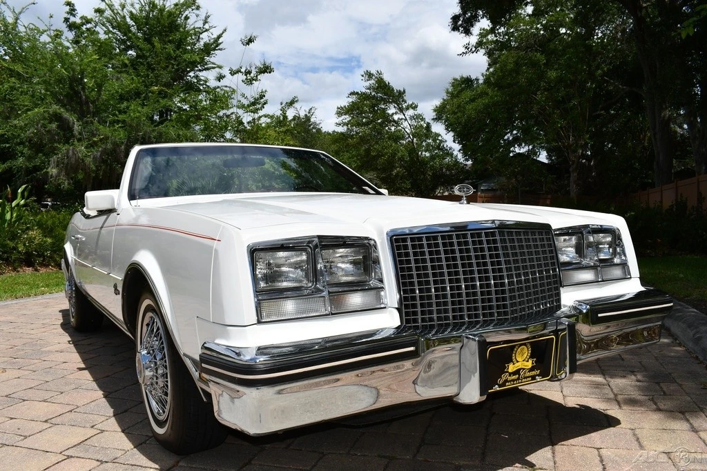 1982 Buick Riviera 4th-7th Gen - Image 15 of 24