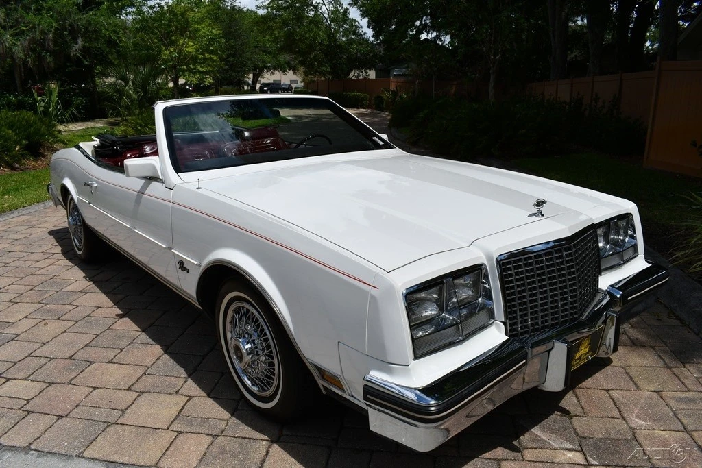 1982 Buick Riviera 4th-7th Gen - Image 5 of 24
