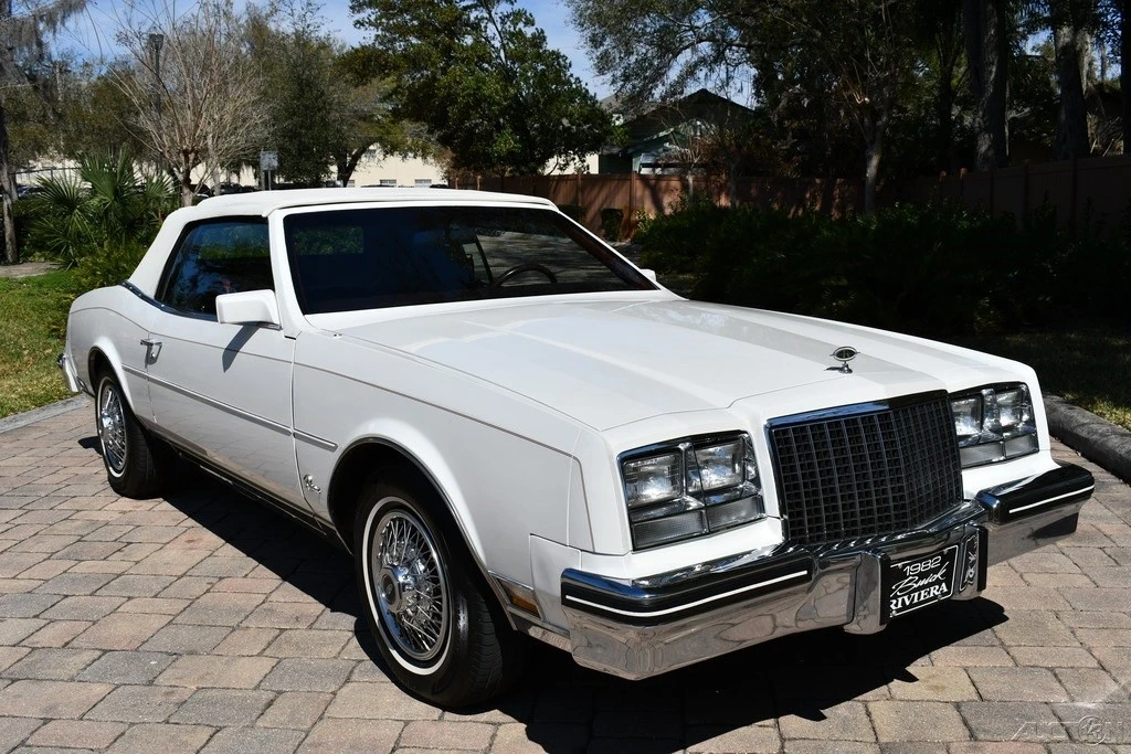 1982 Buick Riviera 4th-7th Gen - Image 17 of 21