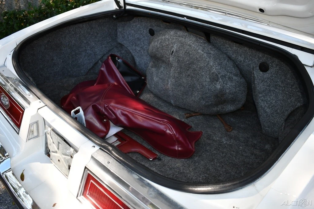 1982 Buick Riviera 4th-7th Gen - Image 12 of 21