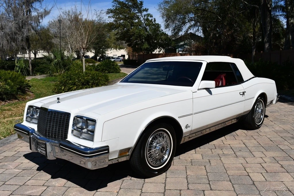 1982 Buick Riviera 4th-7th Gen - Image 24 of 24