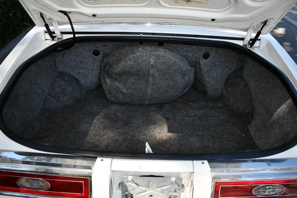 1982 Buick Riviera 4th-7th Gen - Image 13 of 21