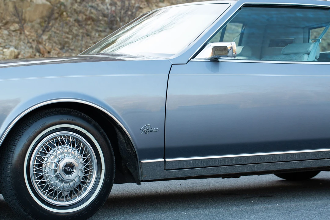 1982 Buick Riviera 4th-7th Gen - Image 21 of 31
