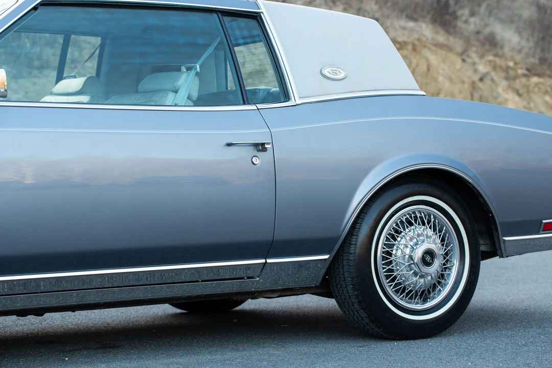 1982 Buick Riviera 4th-7th Gen - Image 22 of 31