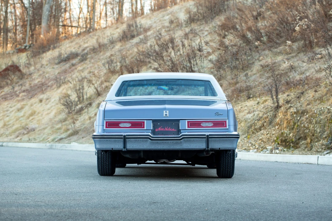 1982 Buick Riviera 4th-7th Gen - Image 7 of 31