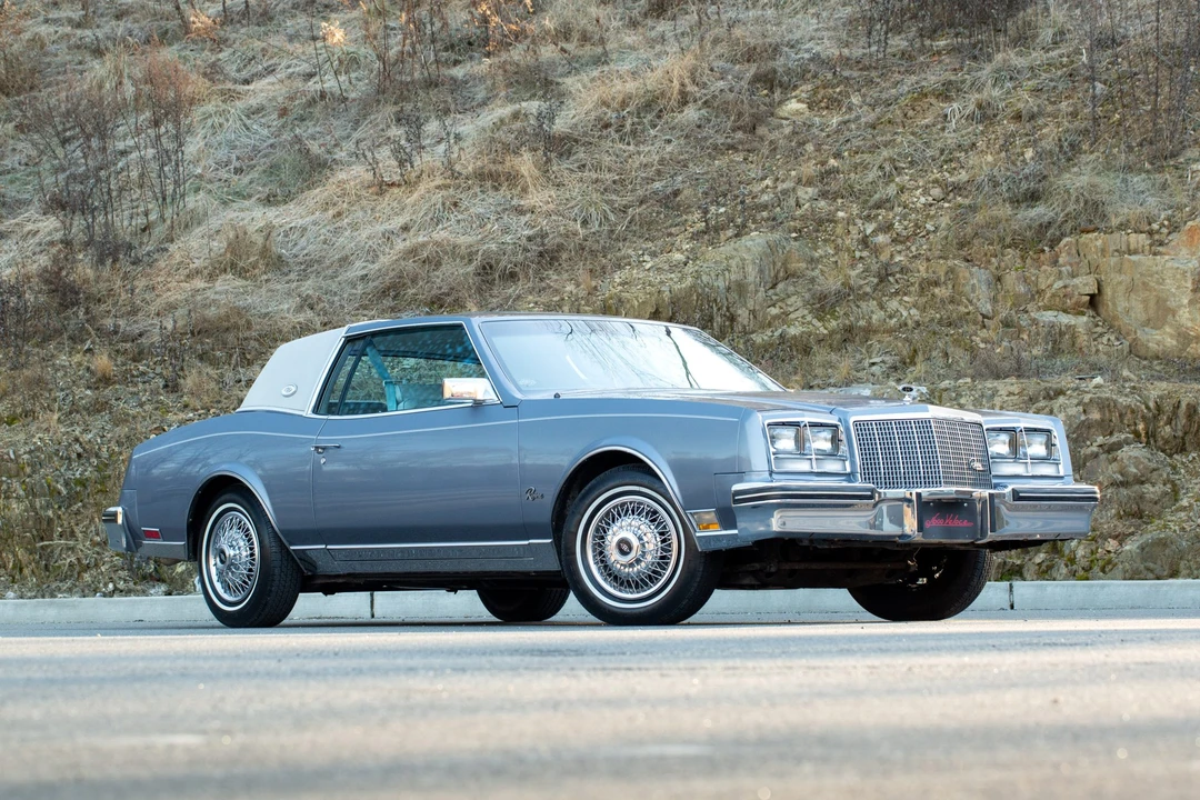 1982 Buick Riviera 4th-7th Gen - Image 12 of 31