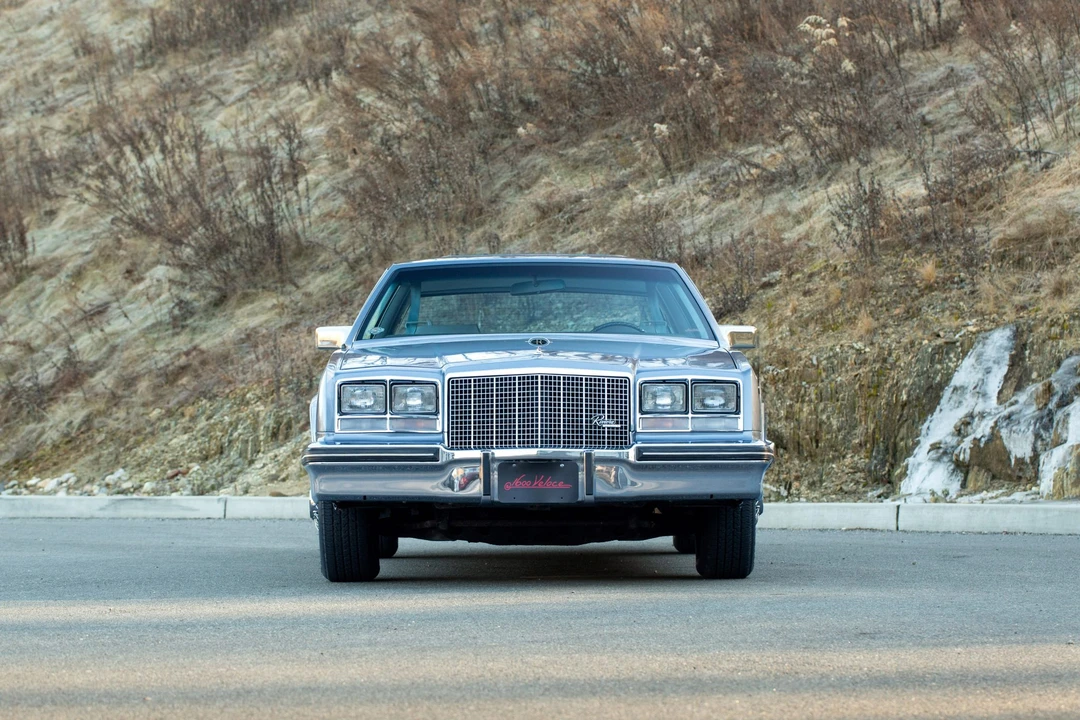 1982 Buick Riviera 4th-7th Gen - Image 12 of 31