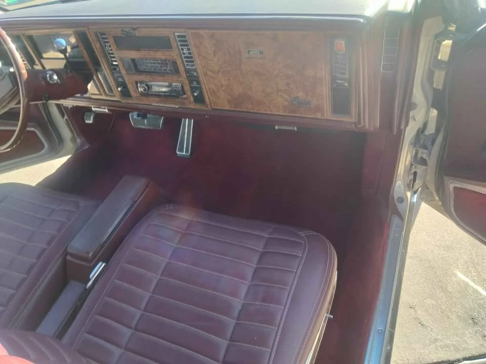 1982 Buick Riviera 4th-7th Gen - Image 5 of 20