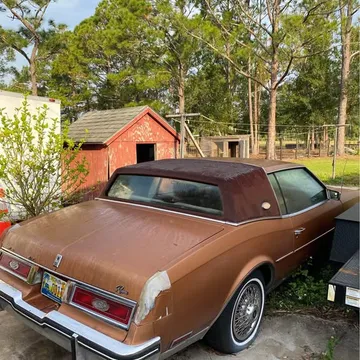 1982 Buick Riviera Coupe 2D