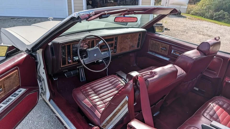 1982 Buick Riviera 4th-7th Gen - Image 7 of 8