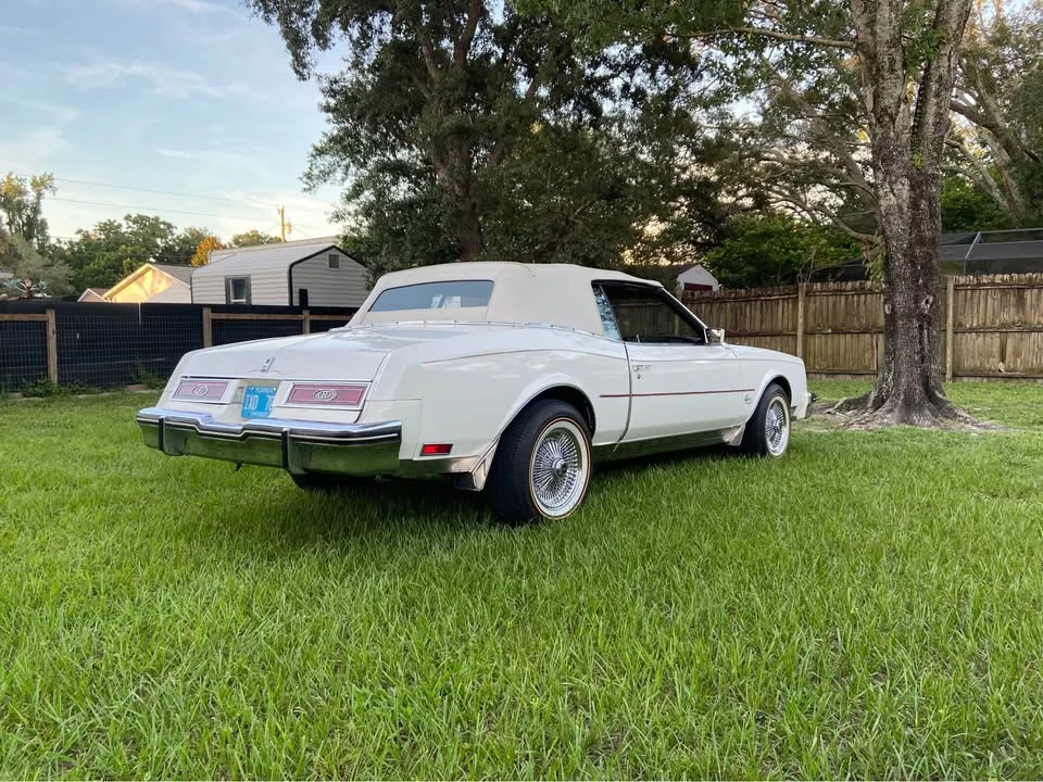 1982 Buick Riviera 4th-7th Gen - Image 5 of 8