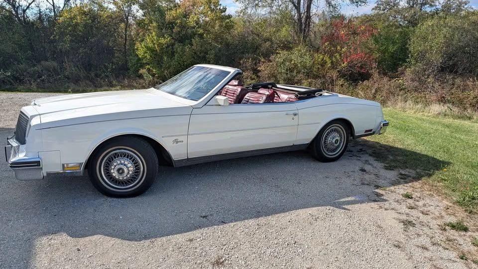 1982 Buick Riviera 4th-7th Gen - Image 3 of 8