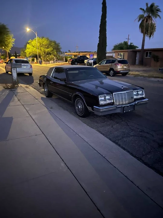 1982 Buick Riviera 4th-7th Gen - Image 2 of 4
