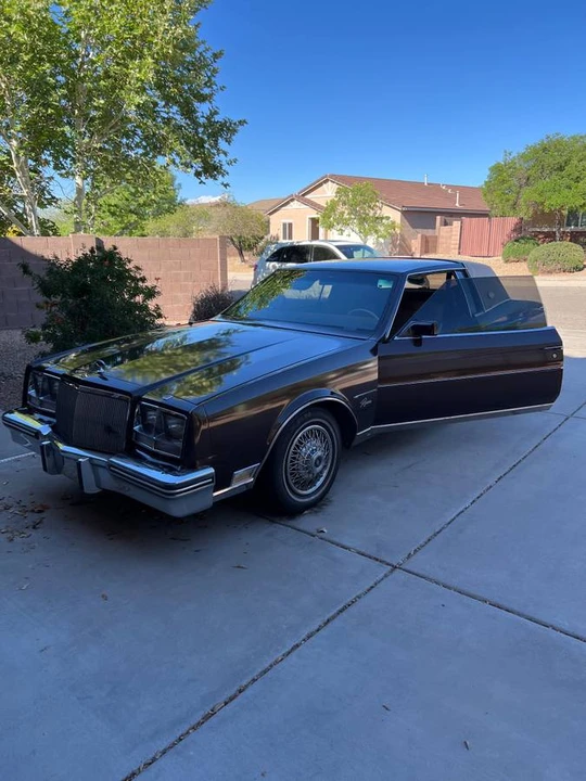 1982 Buick Riviera 4th-7th Gen - Image 3 of 4