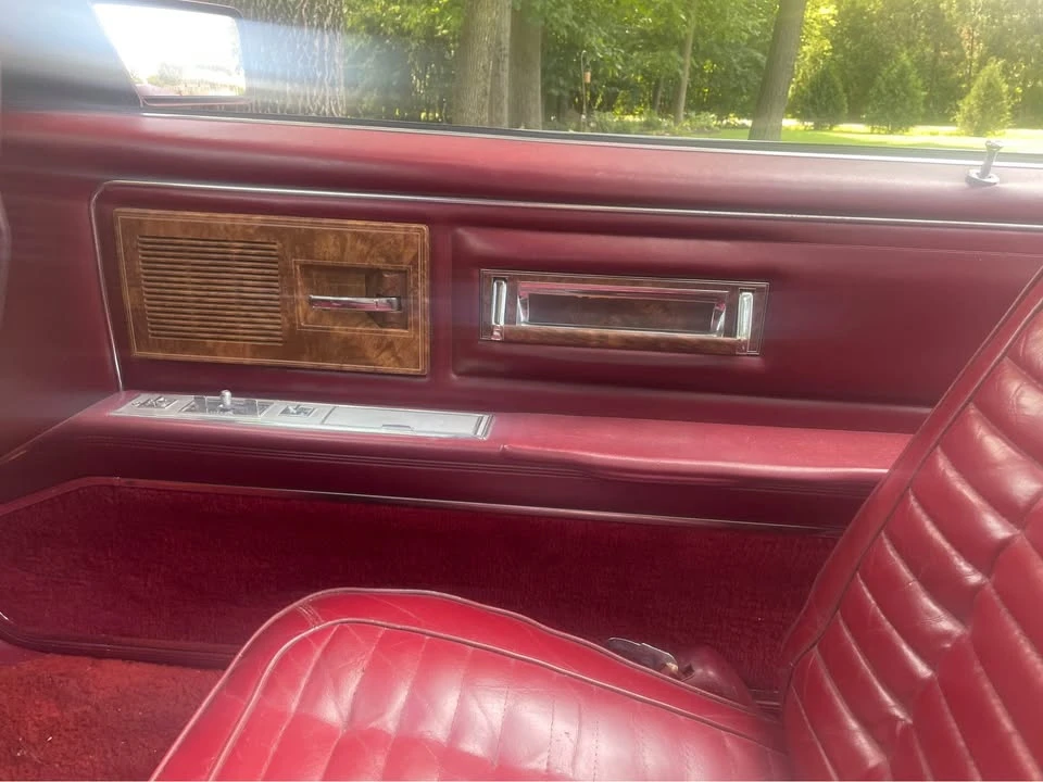 1982 Buick Riviera 4th-7th Gen - Image 13 of 19