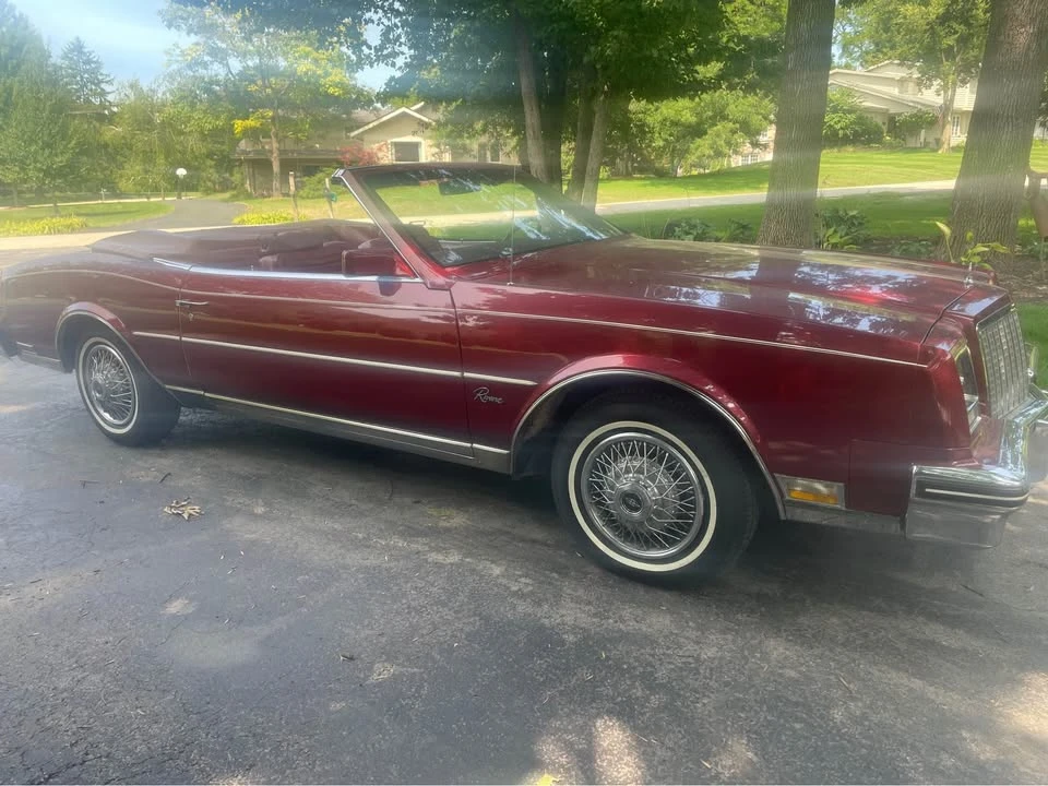 1982 Buick Riviera 4th-7th Gen - Image 18 of 19