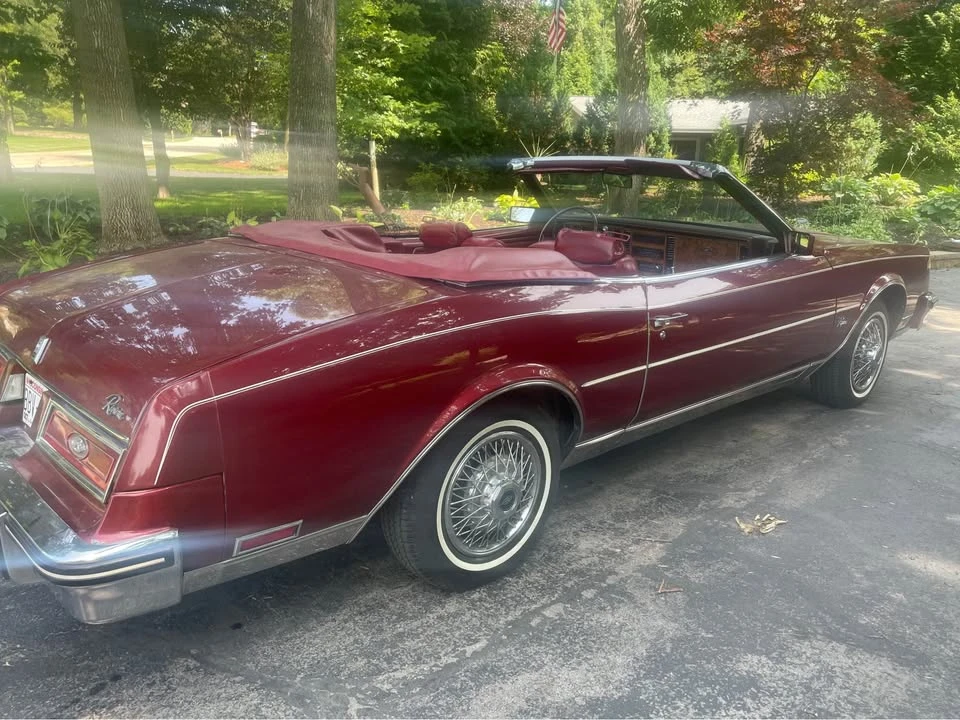 1982 Buick Riviera 4th-7th Gen - Image 4 of 19
