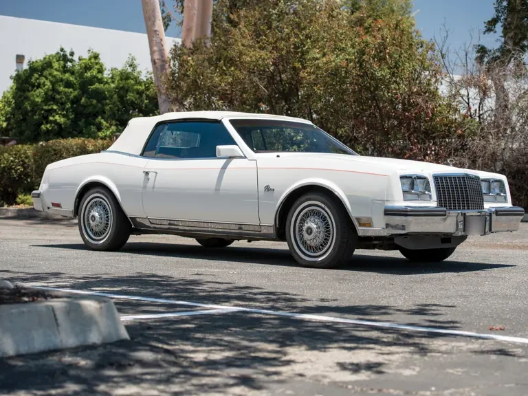 1982 Buick Riviera 4th-7th Gen - Image 2 of 2