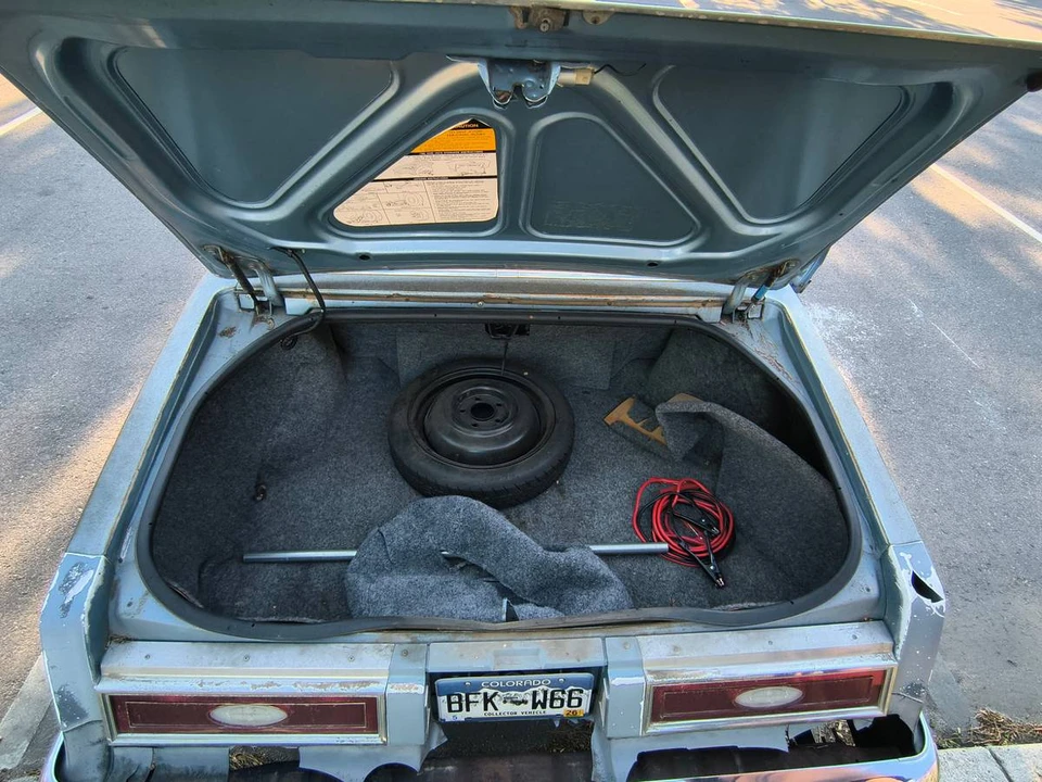 1982 Buick Riviera 4th-7th Gen - Image 8 of 12