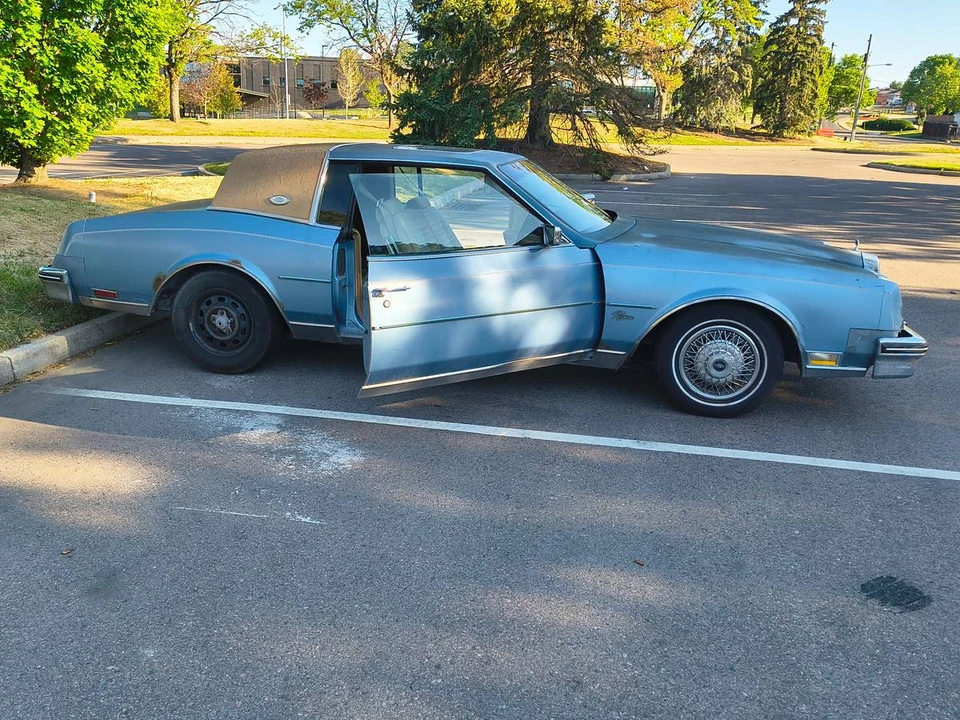 1982 Buick Riviera 4th-7th Gen - Image 12 of 12