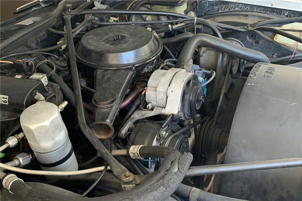 1982 Cadillac DeVille 5th Gen - Image 3 of 8
