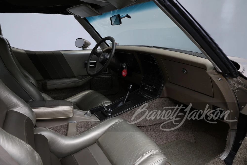 1982 Chevrolet Corvette C3 - Image 22 of 31
