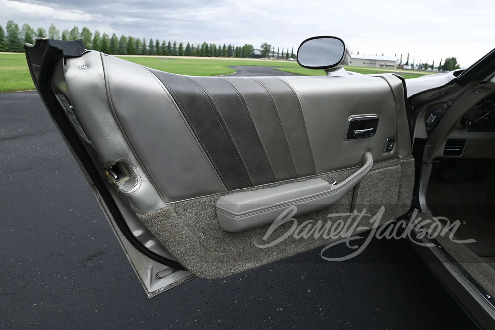 1982 Chevrolet Corvette C3 - Image 8 of 21