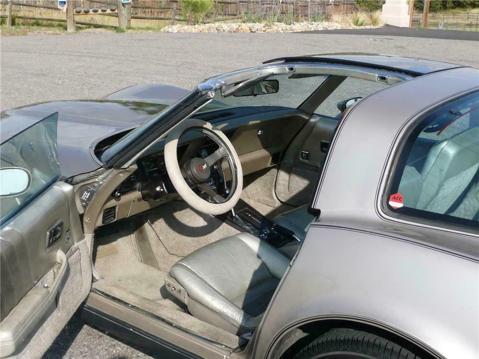 1982 Chevrolet Corvette C3 - Image 4 of 5