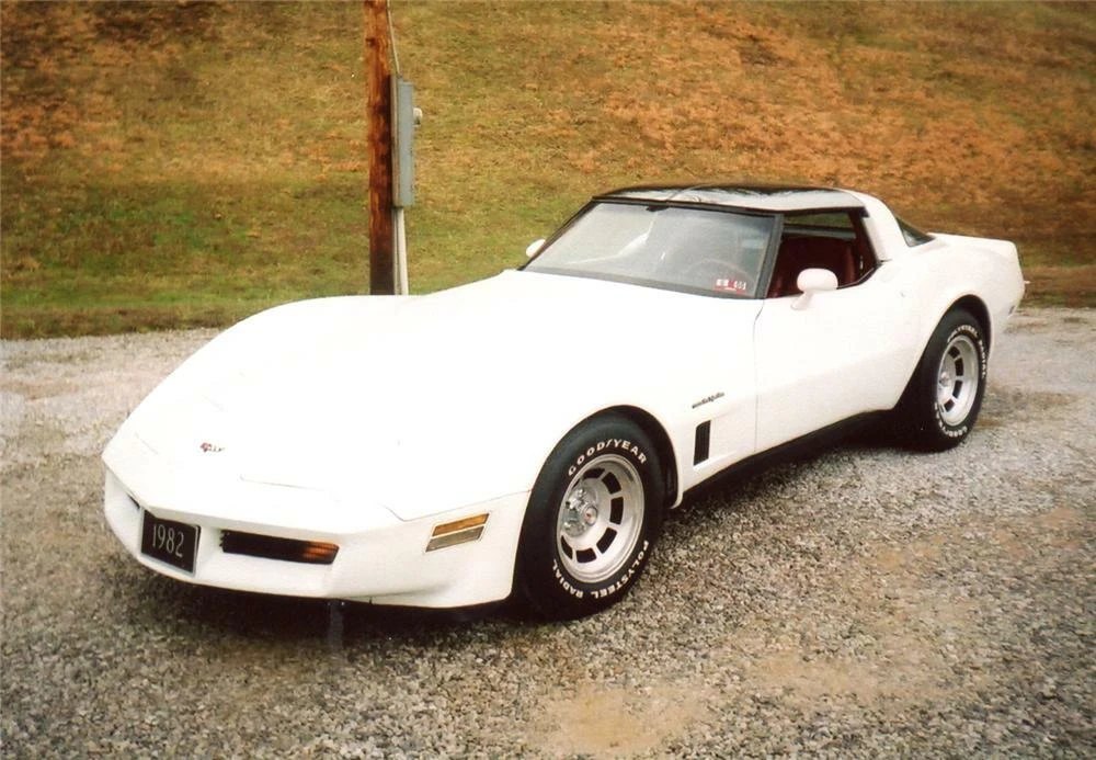 1982 Chevrolet Corvette C3 - Image 2 of 5