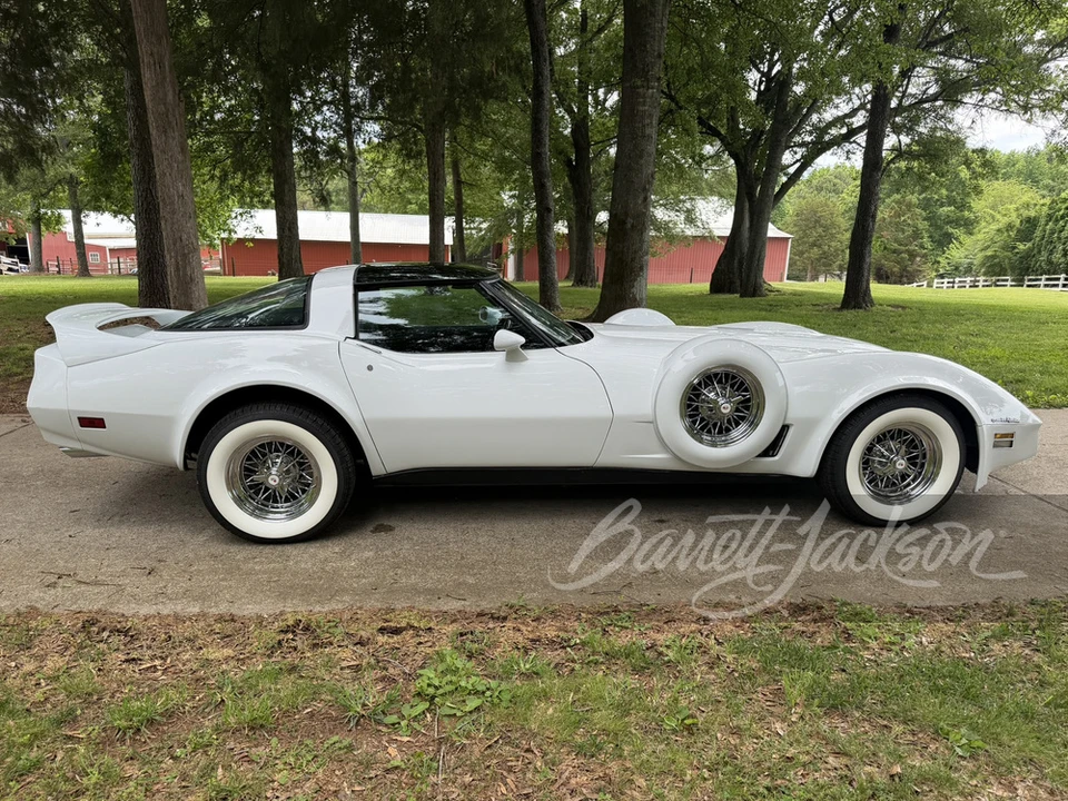 1982 Chevrolet Corvette C3 - Image 2 of 23