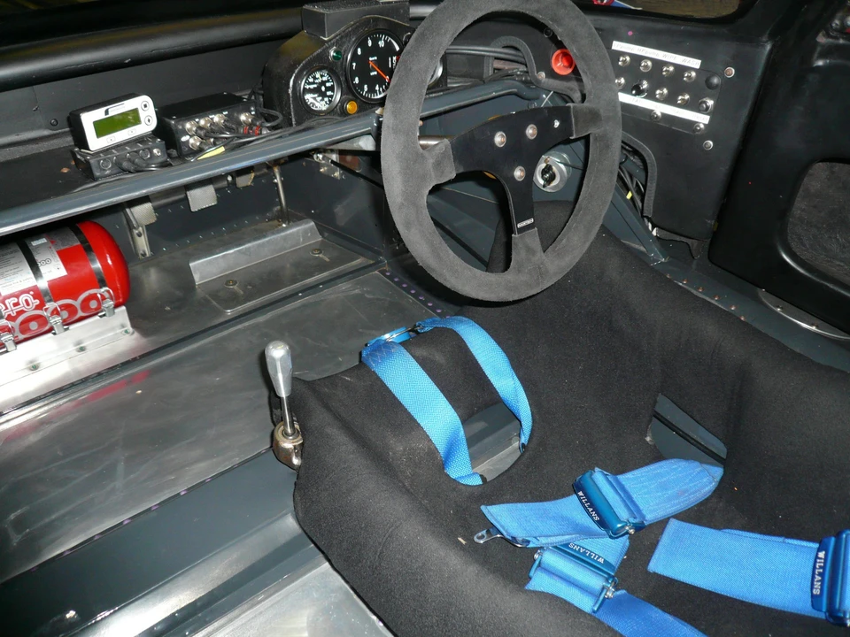 1982 Chevron - Image 3 of 4