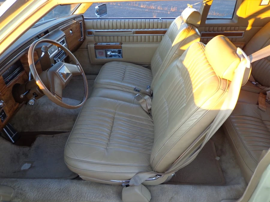 1982 Cadillac DeVille 5th Gen - Image 3 of 8