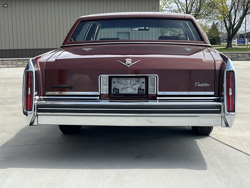 1982 Cadillac DeVille 5th Gen - Image 14 of 31