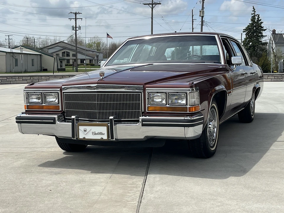 1982 Cadillac DeVille 5th Gen - Image 4 of 31