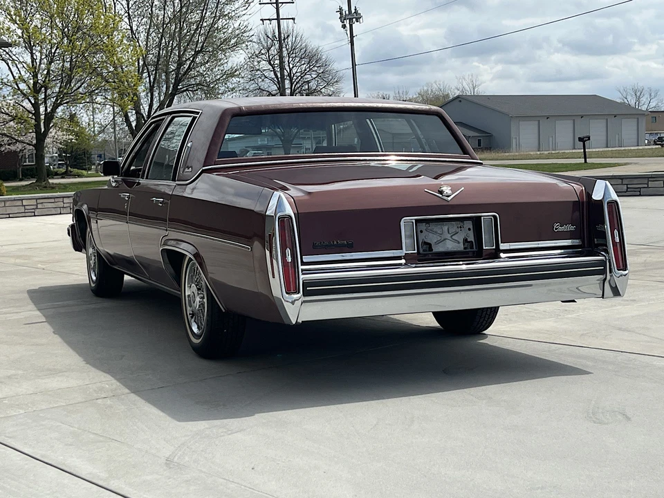1982 Cadillac DeVille 5th Gen - Image 15 of 31
