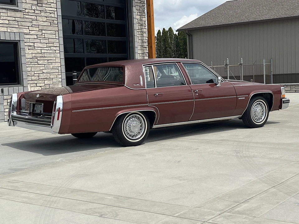 1982 Cadillac DeVille 5th Gen - Image 12 of 31