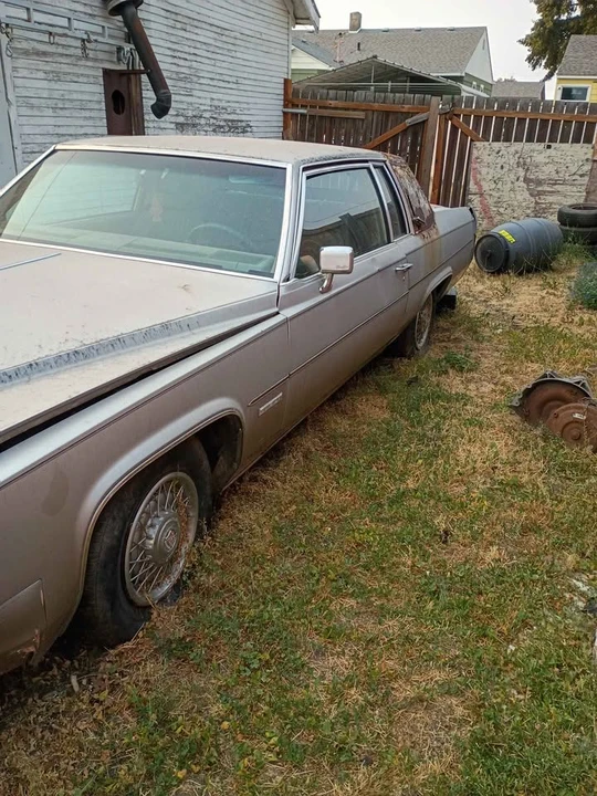 1982 Cadillac DeVille 5th Gen - Image 2 of 6