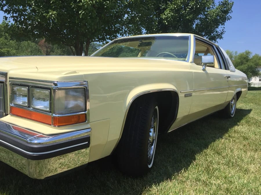1982 Cadillac DeVille 5th Gen - Image 2 of 12