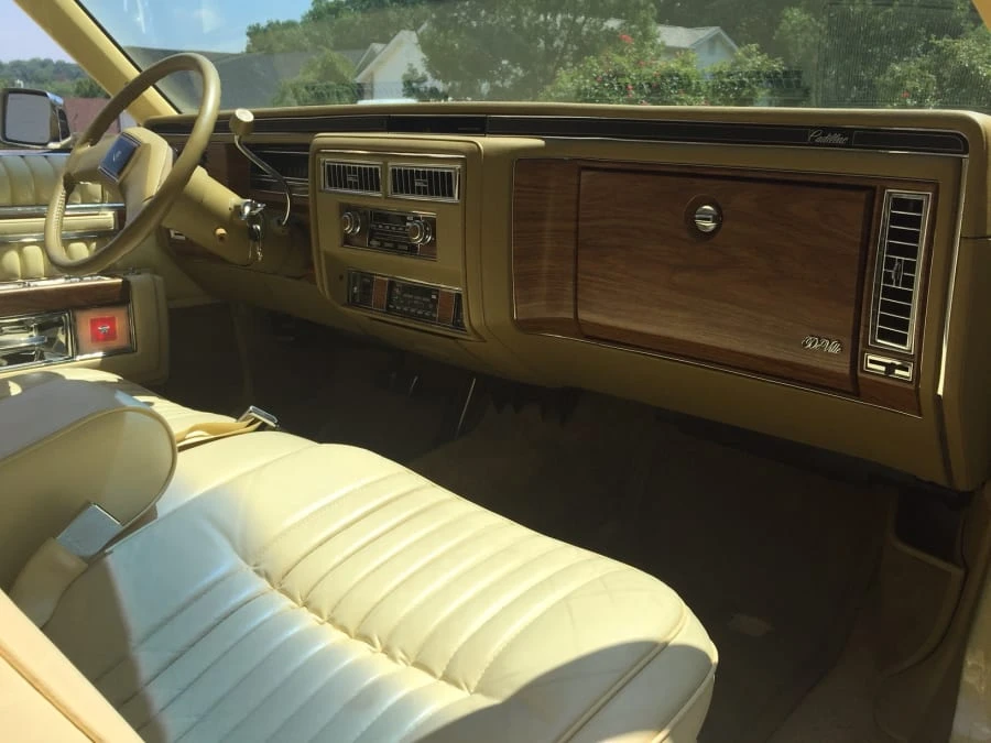 1982 Cadillac DeVille 5th Gen - Image 4 of 12