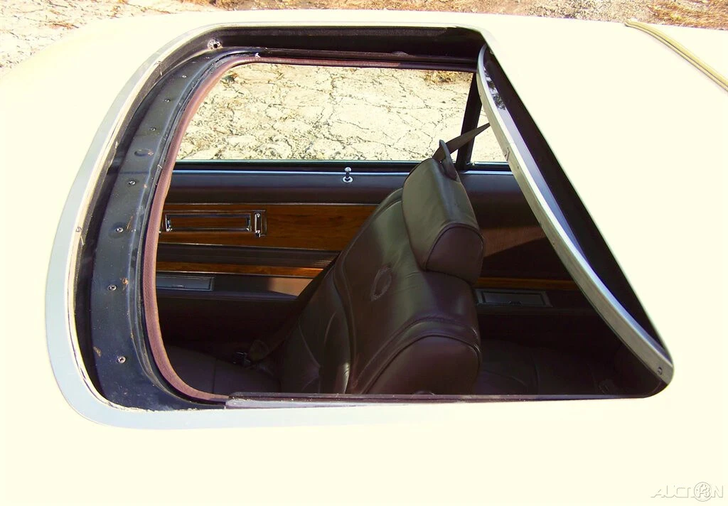 1982 Cadillac Eldorado 10th Gen - Image 14 of 21
