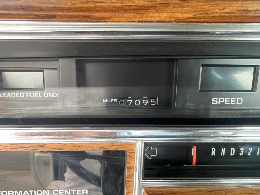 1982 Cadillac Eldorado 10th Gen - Image 18 of 31