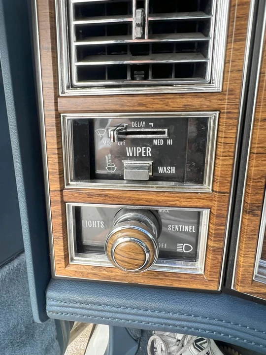 1982 Cadillac Eldorado 10th Gen - Image 13 of 31