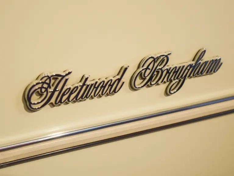1982 Cadillac Fleetwood - Image 6 of 23