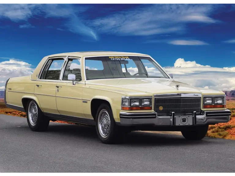1982 Cadillac Fleetwood - Image 4 of 23